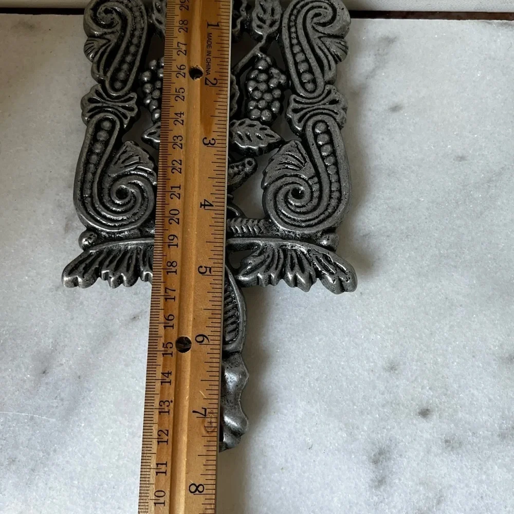 Vtg Virginia Metal Crafter's Trivet -Grapes / scroll Floral Design.